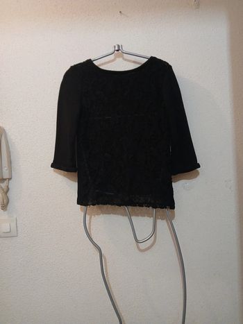 Haut noir basic en dentelle " kiabi" taille xs