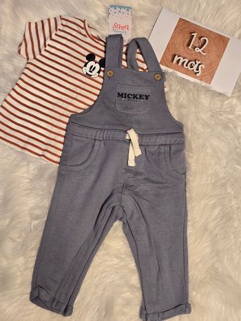 NEUF (non portés)🏷💙 🤩😍superbe ensemble mickey : salopette et teeshirt mc 12 mois garçon💙