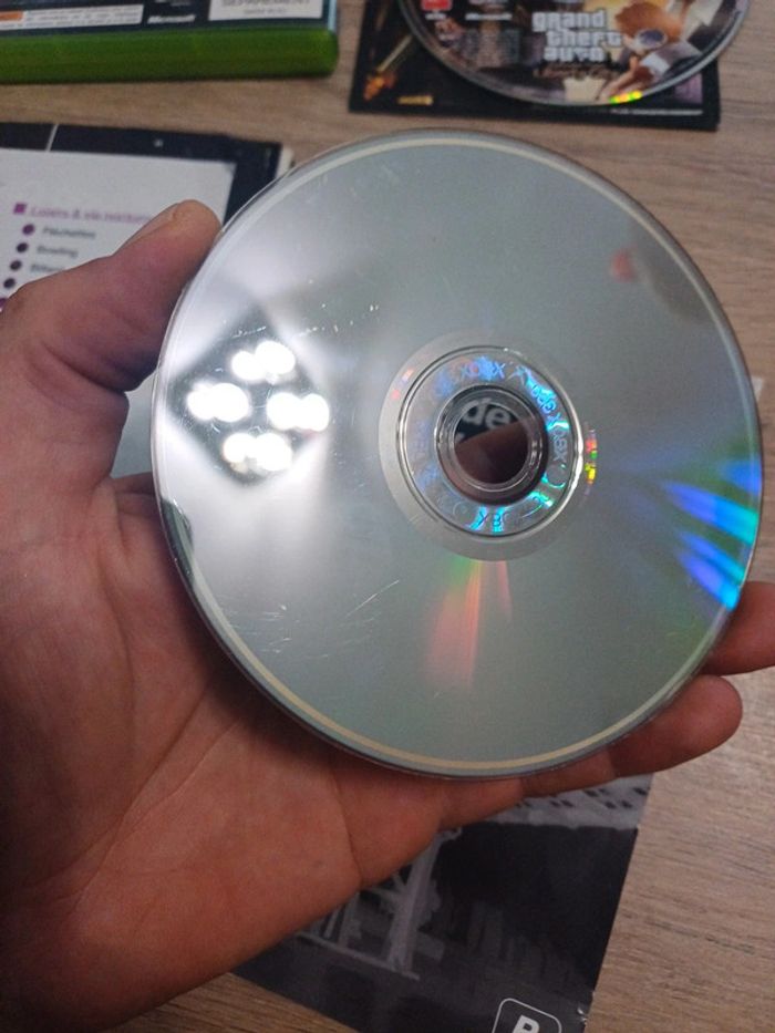 Gran Theft Auto IV (GTA) Édition Intégrale Xbox 360 - photo numéro 10