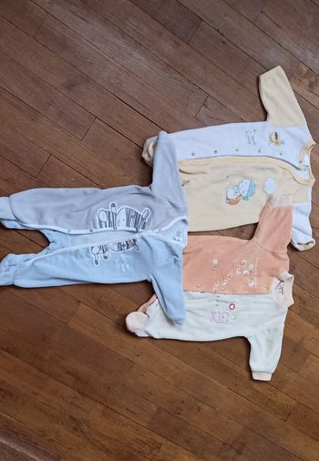 Lot pyjamas garçons 1 mois