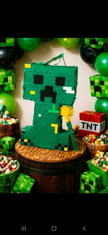 Pinata minecraft anniversaire 