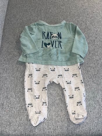 Lots de 8 pyjamas bébé taille 3mois