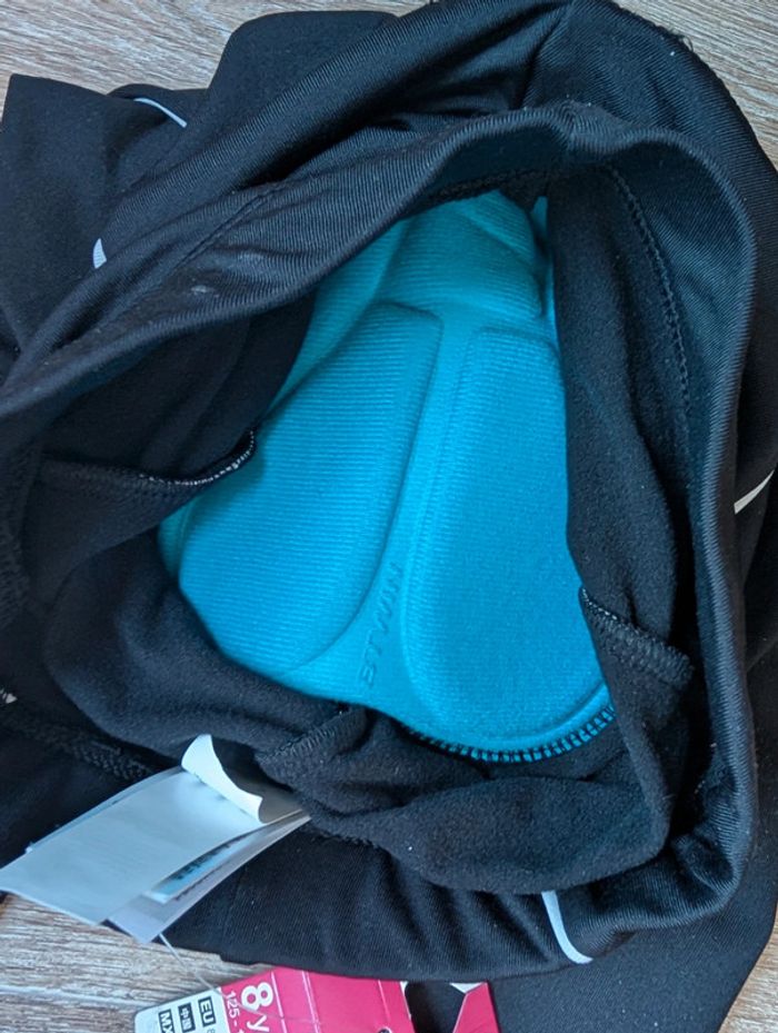 Pantalon cycliste enfant 8 ans neuf Decathlon - photo numéro 4
