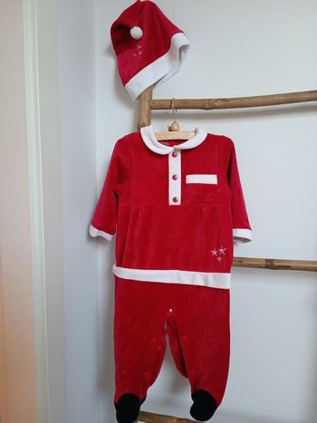 Ensemble de Noël taille 9 mois