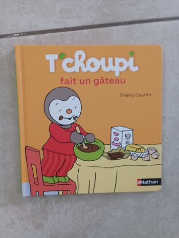 Livre T'choupi fait un gâteau