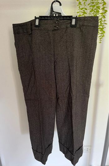 Très beau pantalon large pour femme