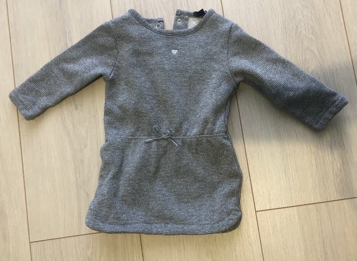 Robe grise pailletée Kiabi 6 mois