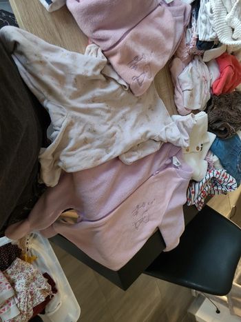 Vends 3 pyjamas hiver 12 mois
