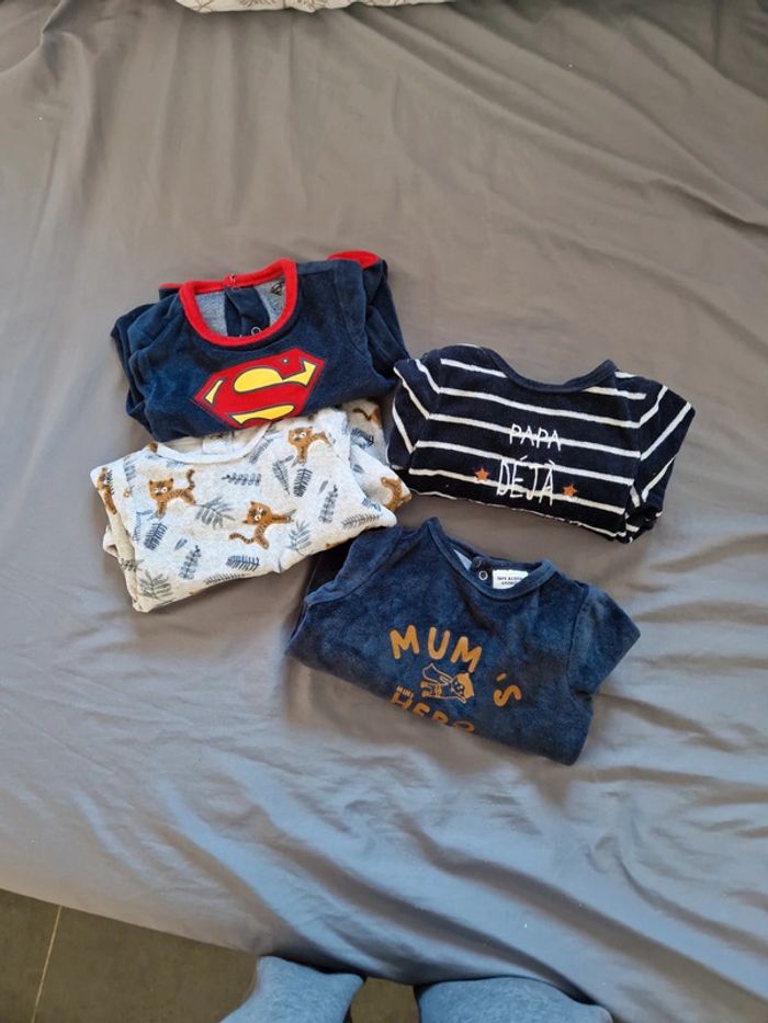 Lot 4 pyjamas hivers 6 mois