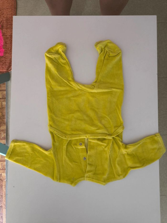 Pyjamas jaune 3 mois - photo numéro 3