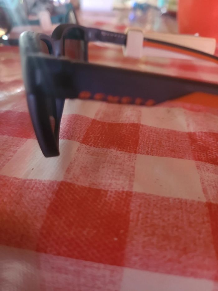 Lunettes solaire enfant - photo numéro 2
