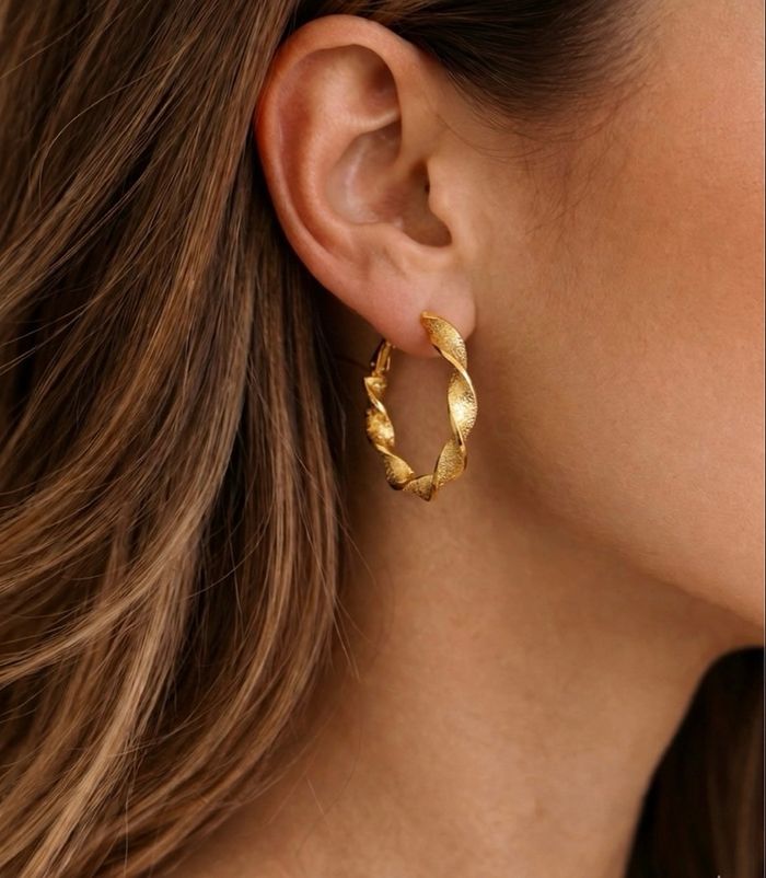 Boucles d’oreilles créoles torsadées – plaqué or – argent 925 - photo numéro 1
