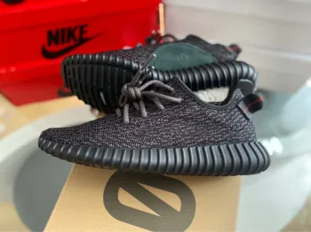 Adidas Yeezy boost 350 pirate black 2023