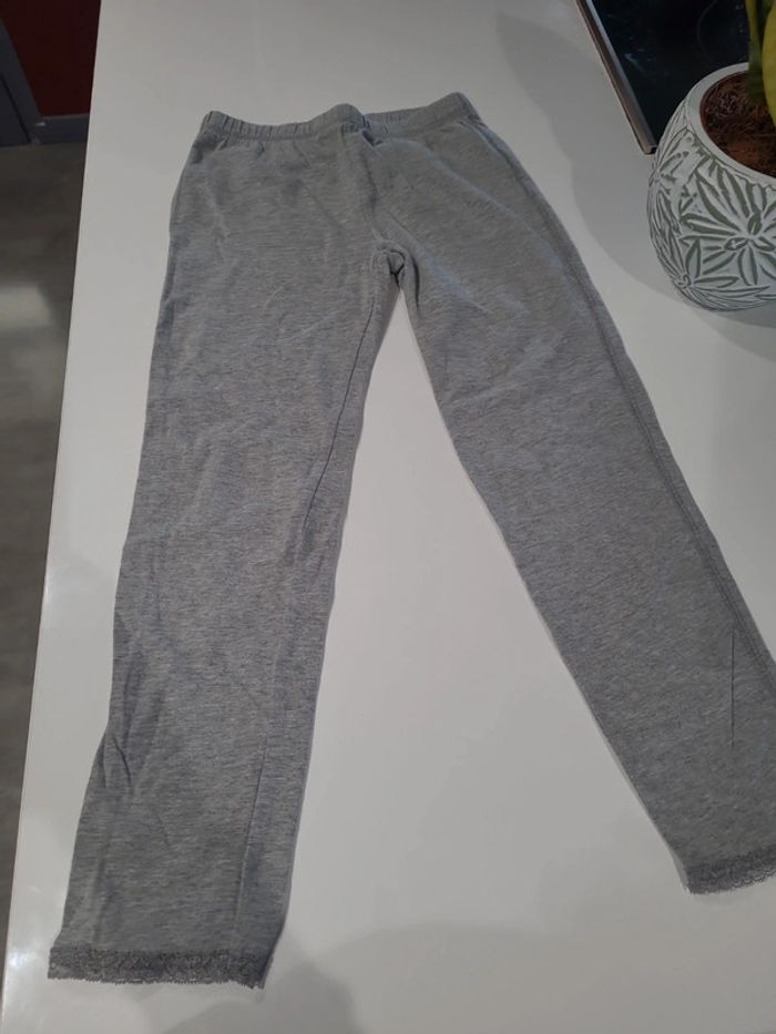Leggings gris, taille 8 ans