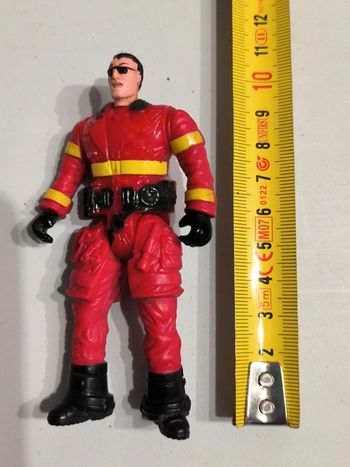 Figurine 1 personnage pompier