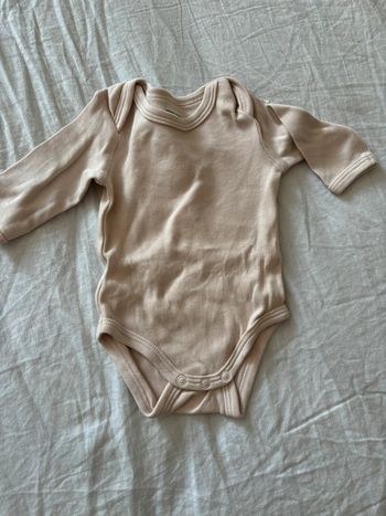 Body 1 mois