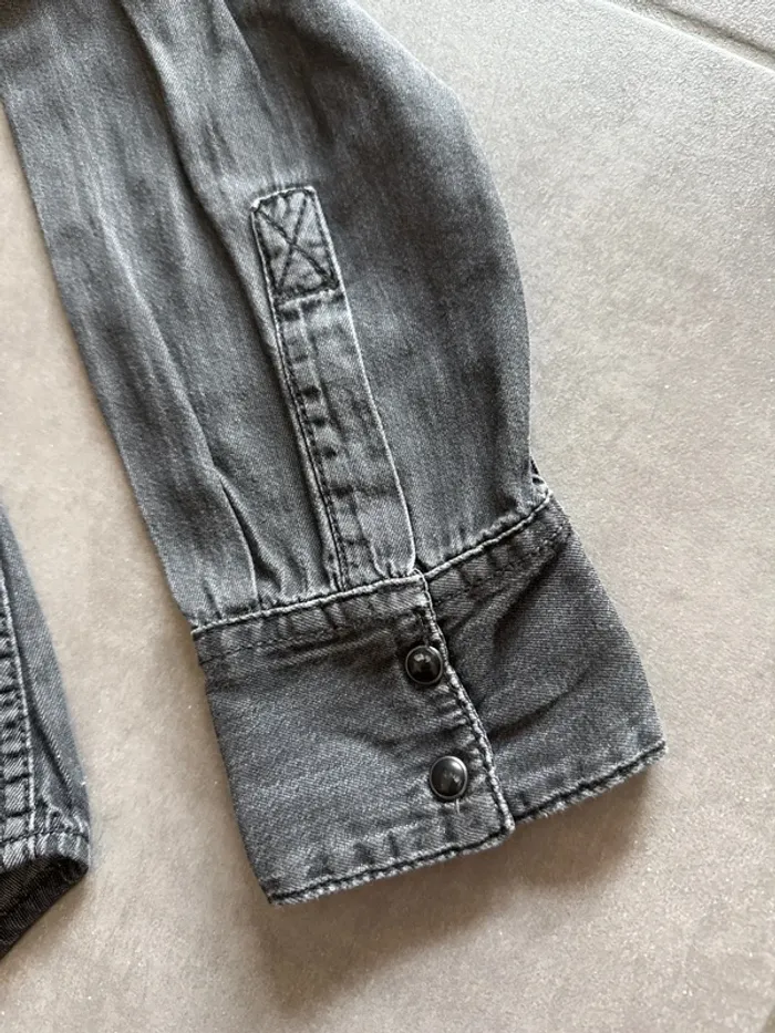 Lot 2 chemises à boutons taille 42 / 46 - photo numéro 7