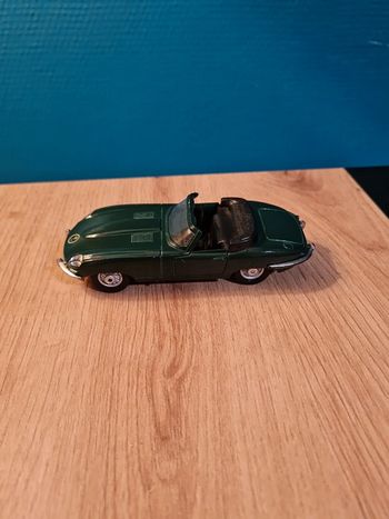 Jaguar Cabriolet Maisto Shell 1/38