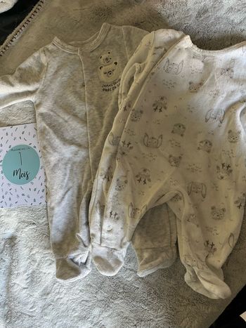 Pyjama tape à l’œil