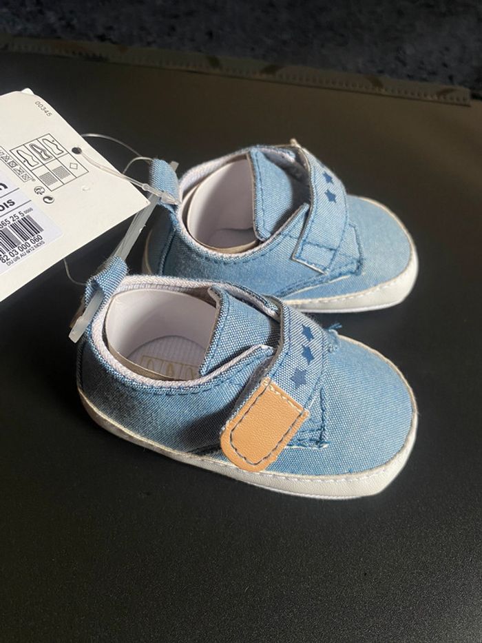Chaussures bébé en toile - photo numéro 4