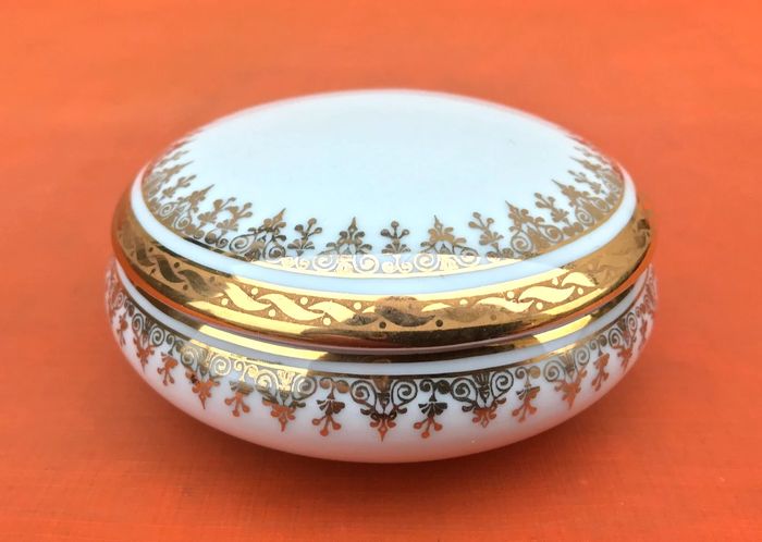 Bonbonnière / Boite à bijoux Les productions Danijac sur porcelaine de - photo numéro 8