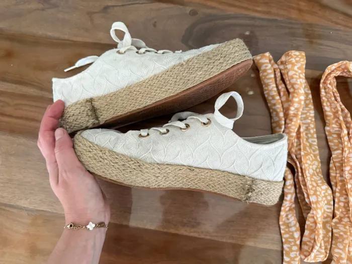 Basket broderie anglaise Eram - photo numéro 5