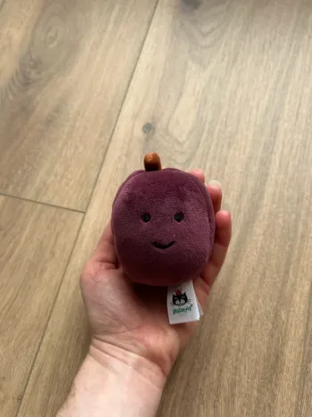 Prune jellycat