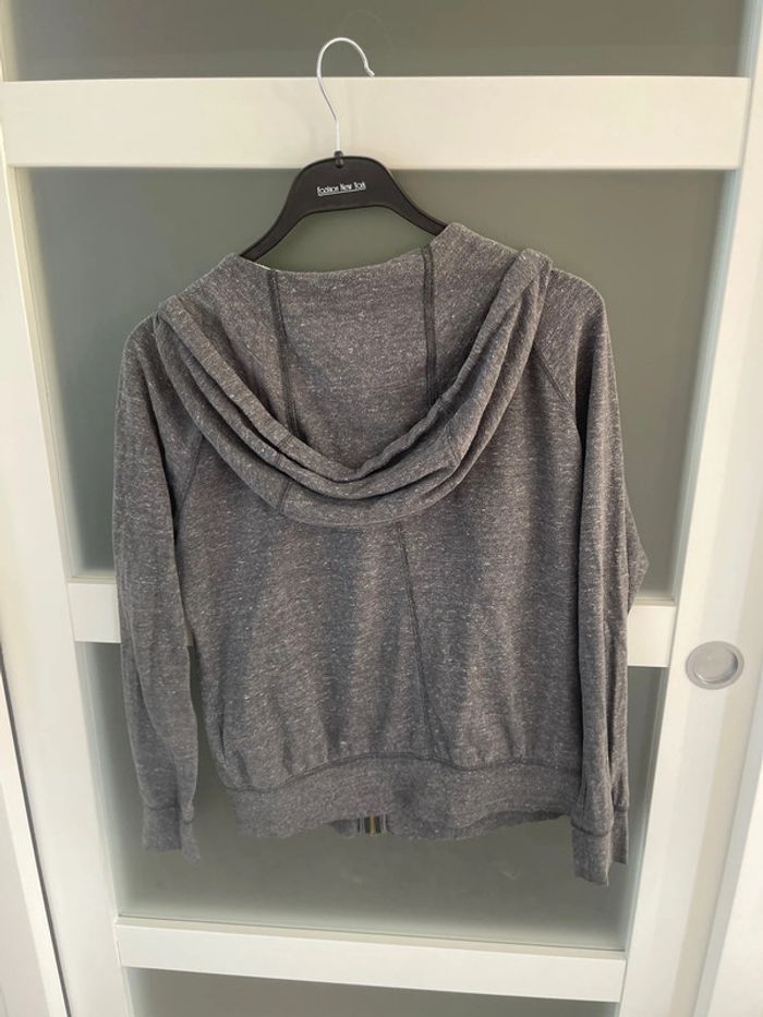 Gilet Nike gris - photo numéro 3