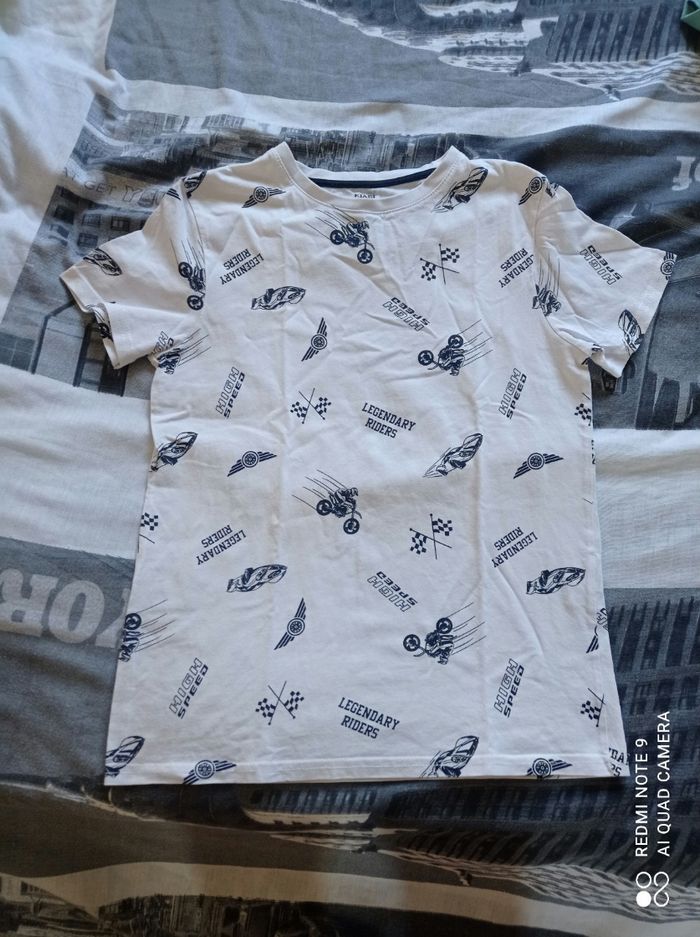 Lot de.4 tee shirt - photo numéro 3