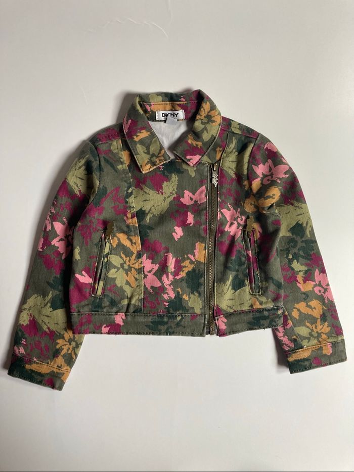 Perfecto fleuri en jean DKNY taille 3 ans
