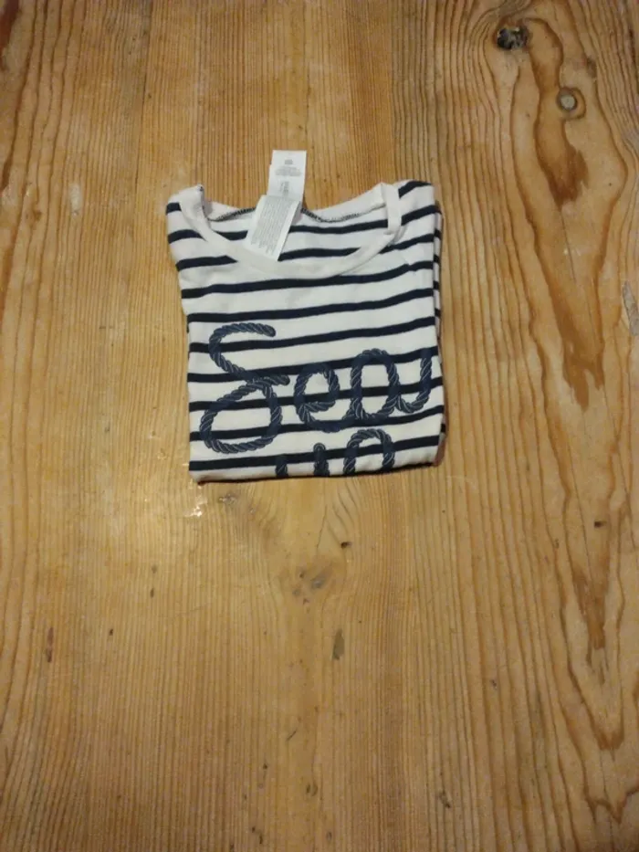 Tee shirt Fille 4 ans - photo numéro 4