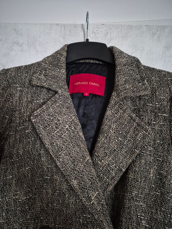 Manteau Gerard Darel taille 38 avec de 45% de laine