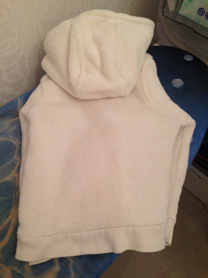 Gilet à capuche en fourrure polaire - photo numéro 3