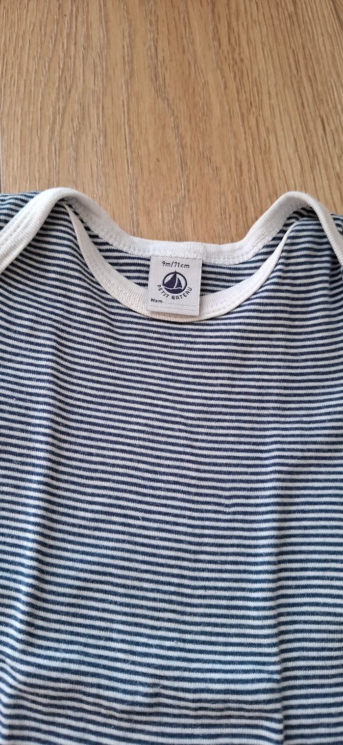 Lot de 2 bodies Petit Bateau - photo numéro 4