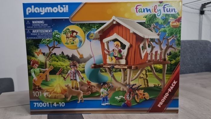 Playmobil  71001 - Cabane dans les arbres avec Toboggan.