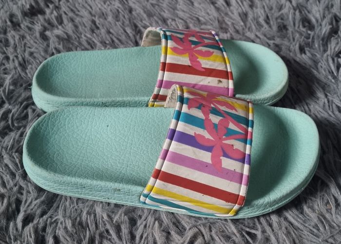 Claquette turquoise avec palmiers 31 - photo numéro 3