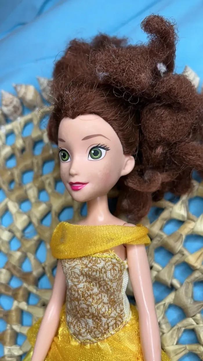 Barbie " Belle " - photo numéro 6