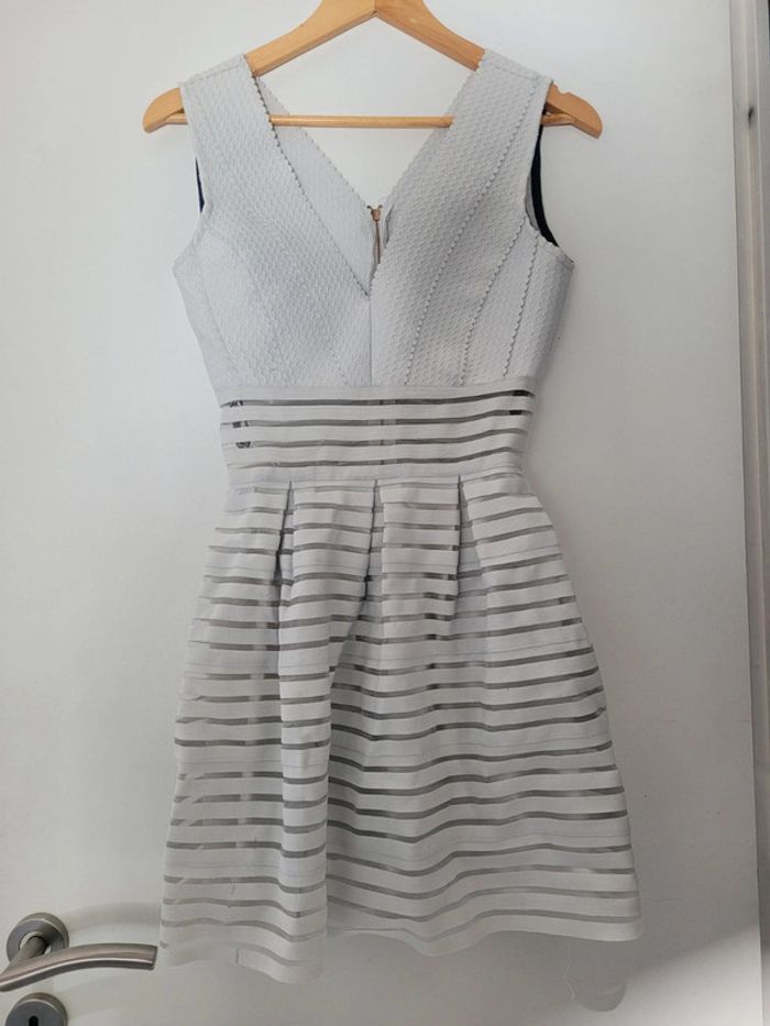 Robe m