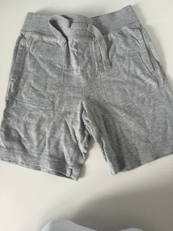 Short gris gap 3 ans