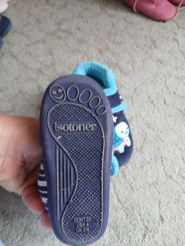 Chaussons isotoner - photo numéro 2