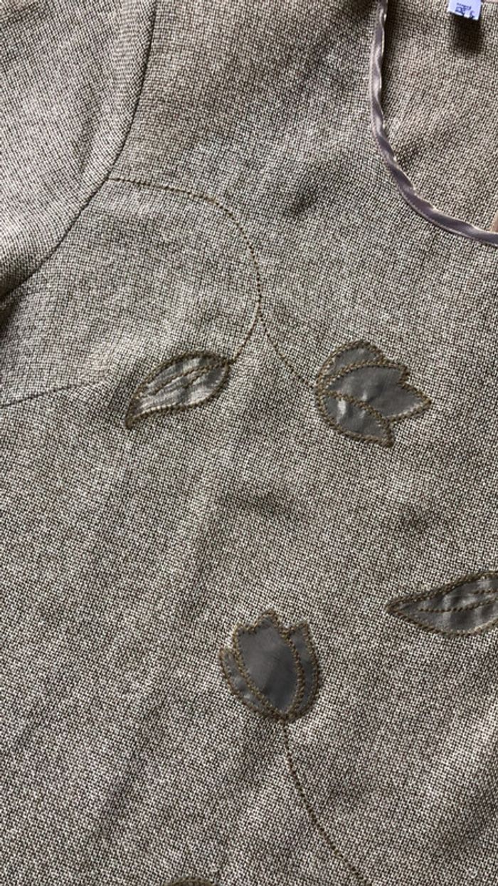 Top avec ses fleurs - photo numéro 2