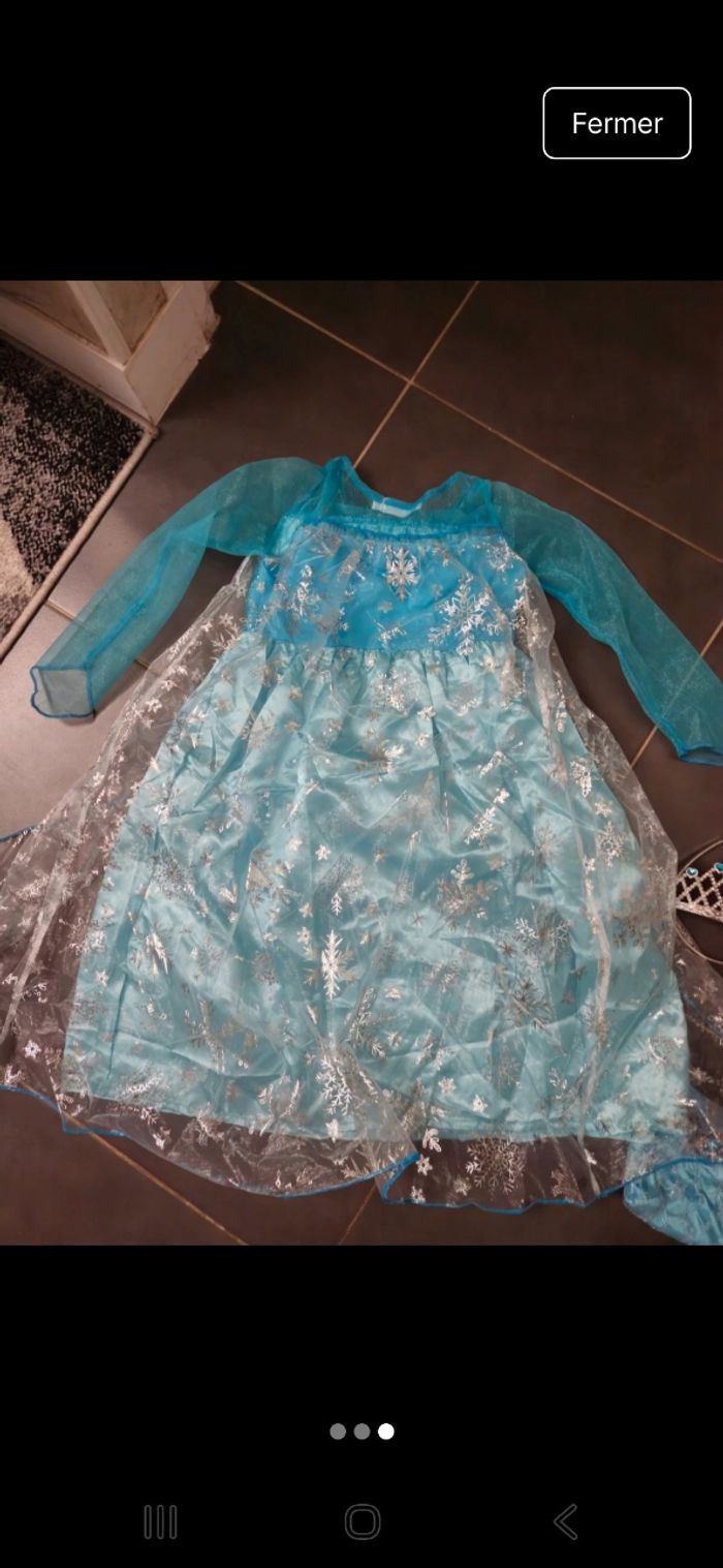 Déguisement Reine des neiges 7/8 ans et accessoires - photo numéro 3