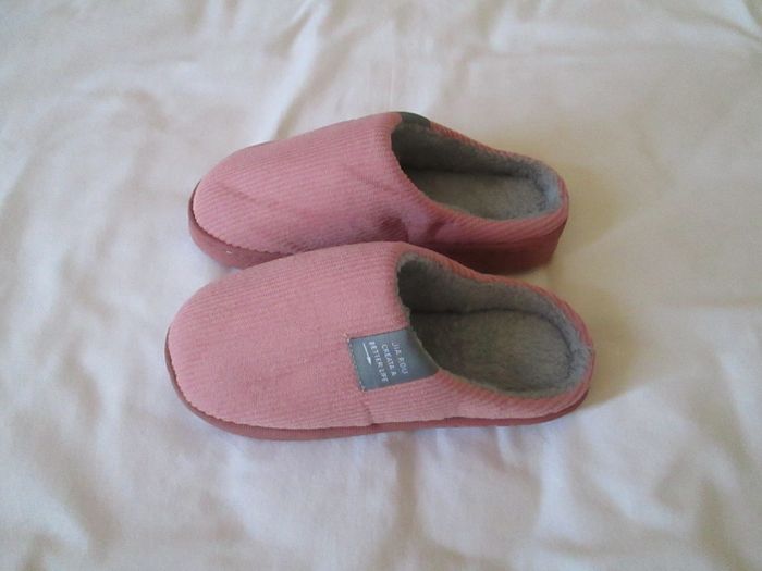 Chaussons roses & gris - photo numéro 2