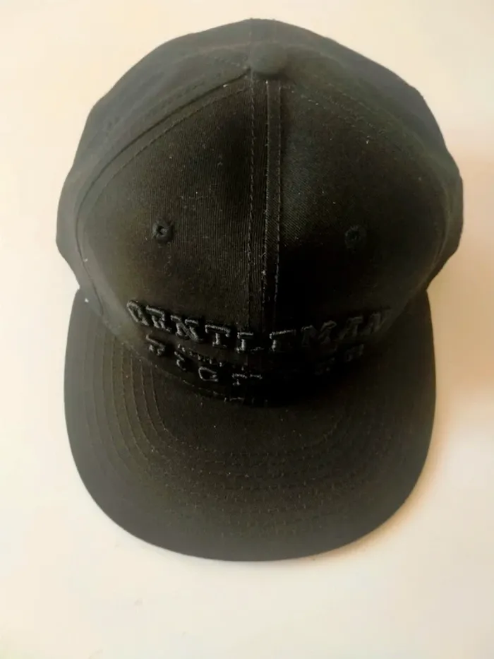Casquette noire neuve "gentleman fighter " - photo numéro 2