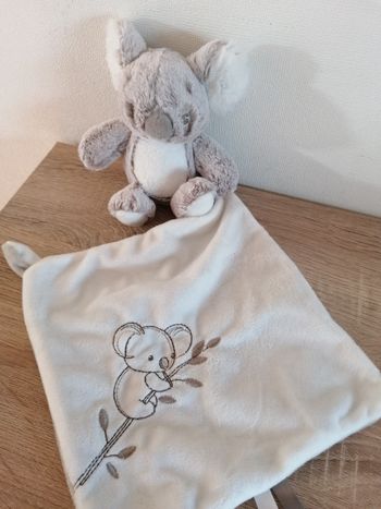 Doudou koala tenant son mouchoir beige chiné, kiabi