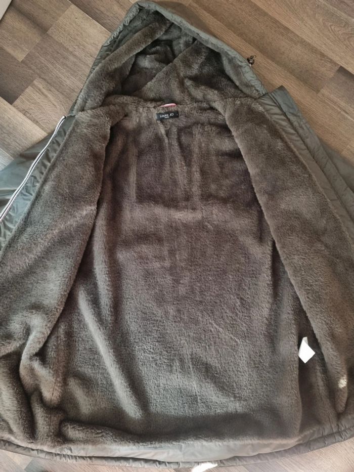 Parka longue imperméable fourrée kakie. Taille L. Laura Jo. Comme neuve - photo numéro 4