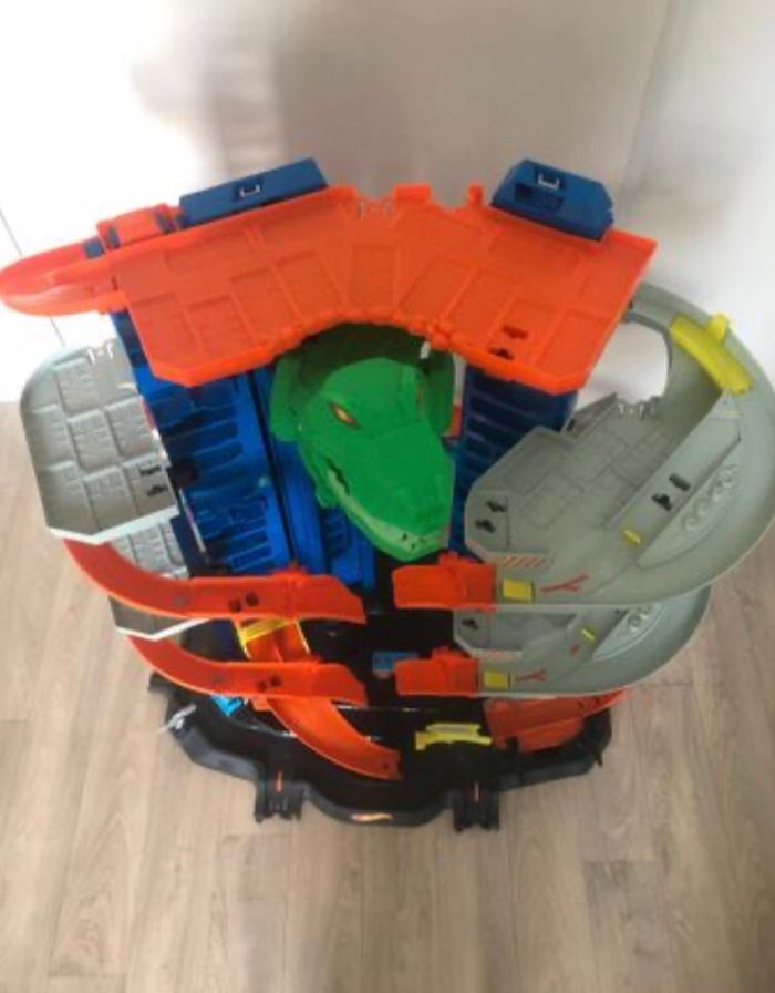 Ultimate gararage t-rex hot wheels - photo numéro 2