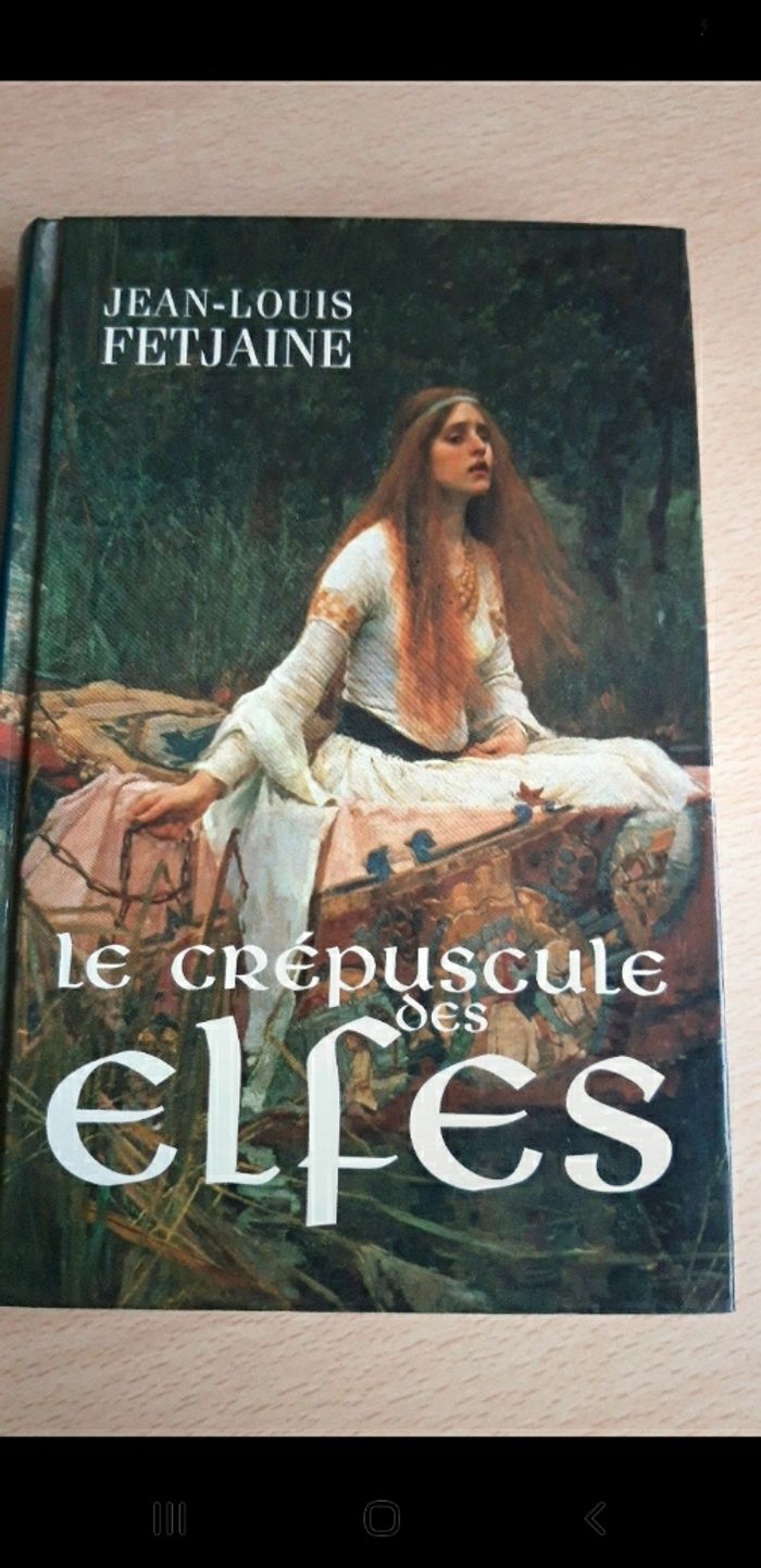 Roman Le crépuscule des elfes