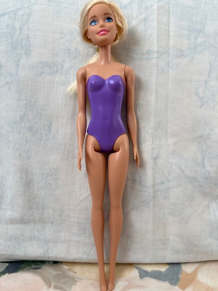 Poupée barbie - photo numéro 2
