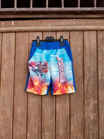Short spiderman 4 ans